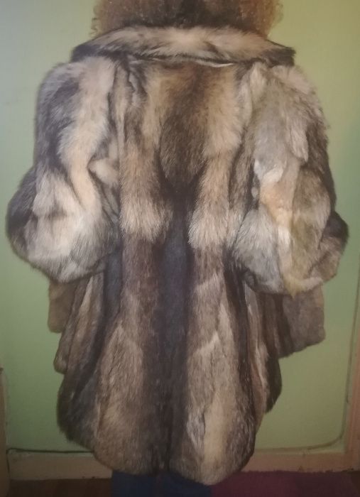 Casaco em pele de raposa verdadeira