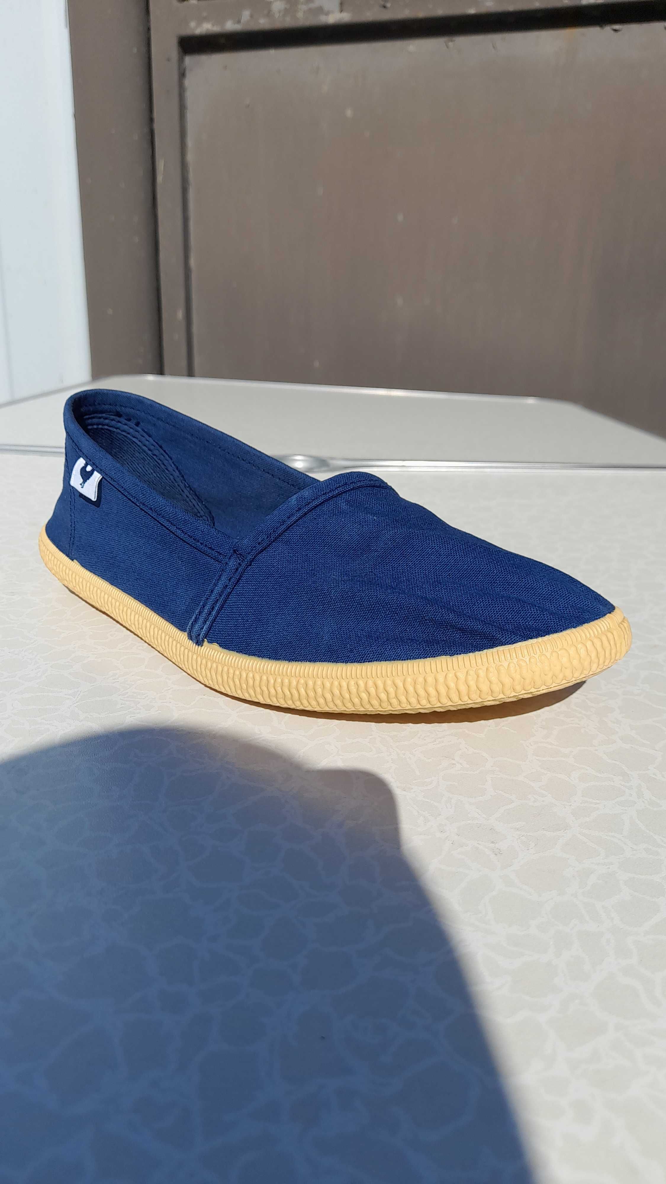 Мокасини жіночі Pitas 37р