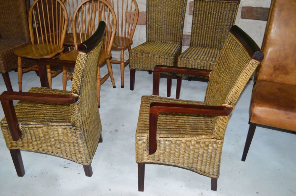 Стільці та крісла з натурального ротангу