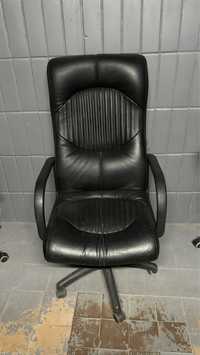 Офісне крісло, директорське крісло, натуральна шкіра