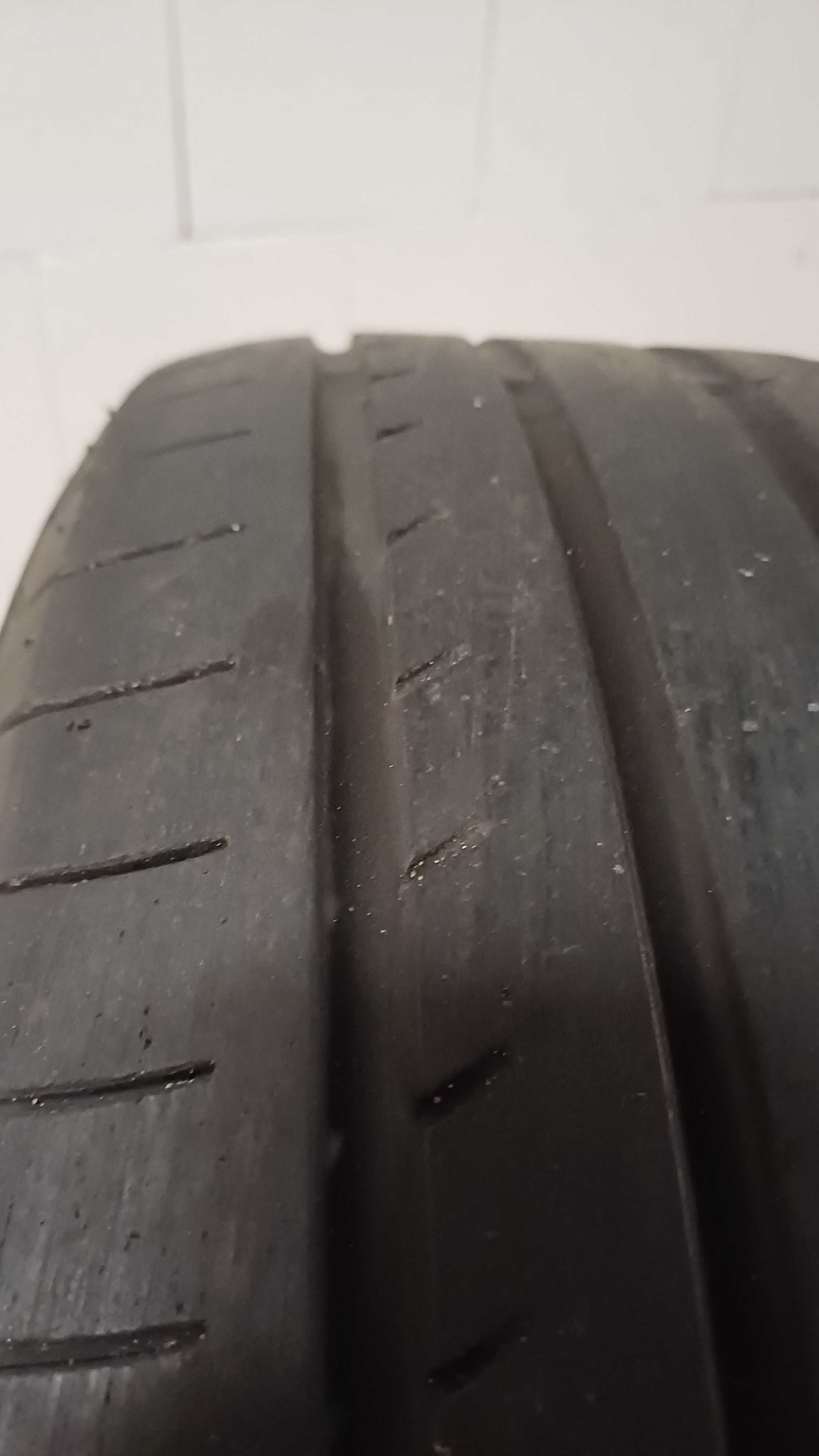 Yokohama 235/50R17 lato