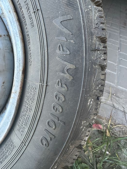 Продам диски с резиной зима 13