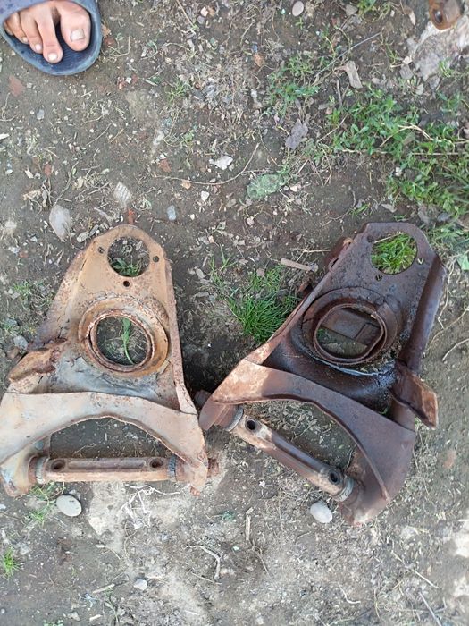 Ричаг подввески ваз. .