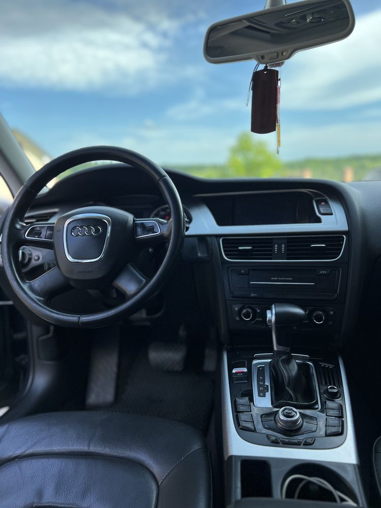 AUDI a4/b8 quattro 2.0 tfsi 2010