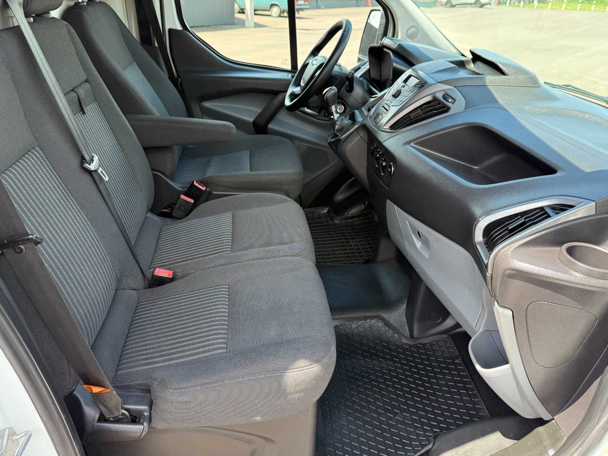 Ford Transit Custom 2016 2,2 Відмінний стан Офіційний