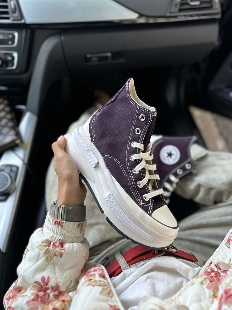 Оригінальні жіночі кеди Converse Run Star Legacy CX AO1363C