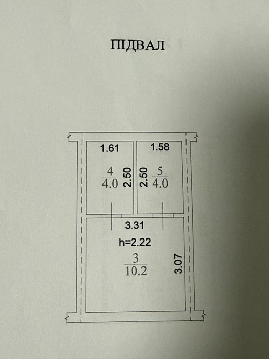 Двоповерховий гараж
