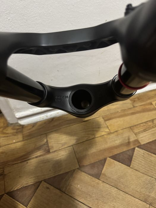 ROCKSHOX 35 GOLD RL E-MTB 29 EIXO DA FORQUILHA CÓNICA debonair 15x110