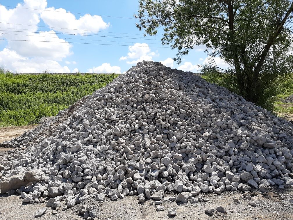 Transport Kamień Kruszywo Żwir Żużel Piasek Spóła Gruz Kliniec Tłuczeń