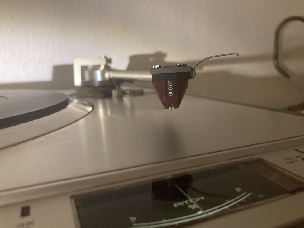 Pioneer PL 630 gramofon+ Ortofon 2M Red