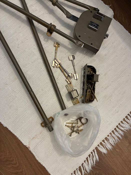 Fechadura 4 entradas