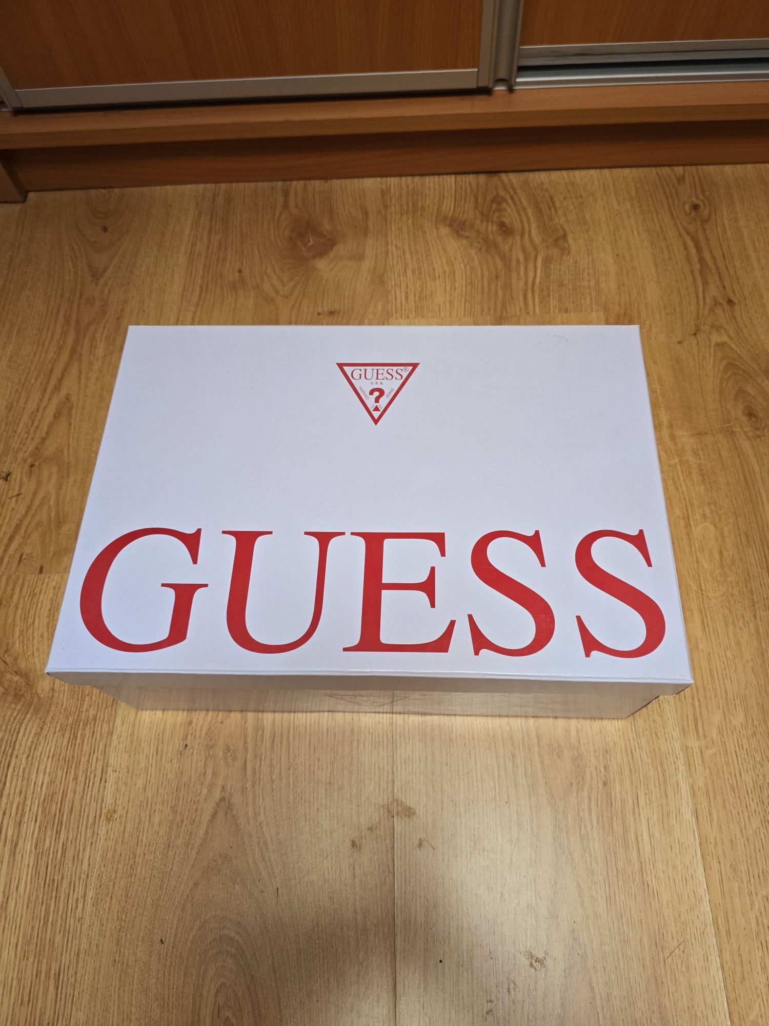 Ténis GUESS N.44