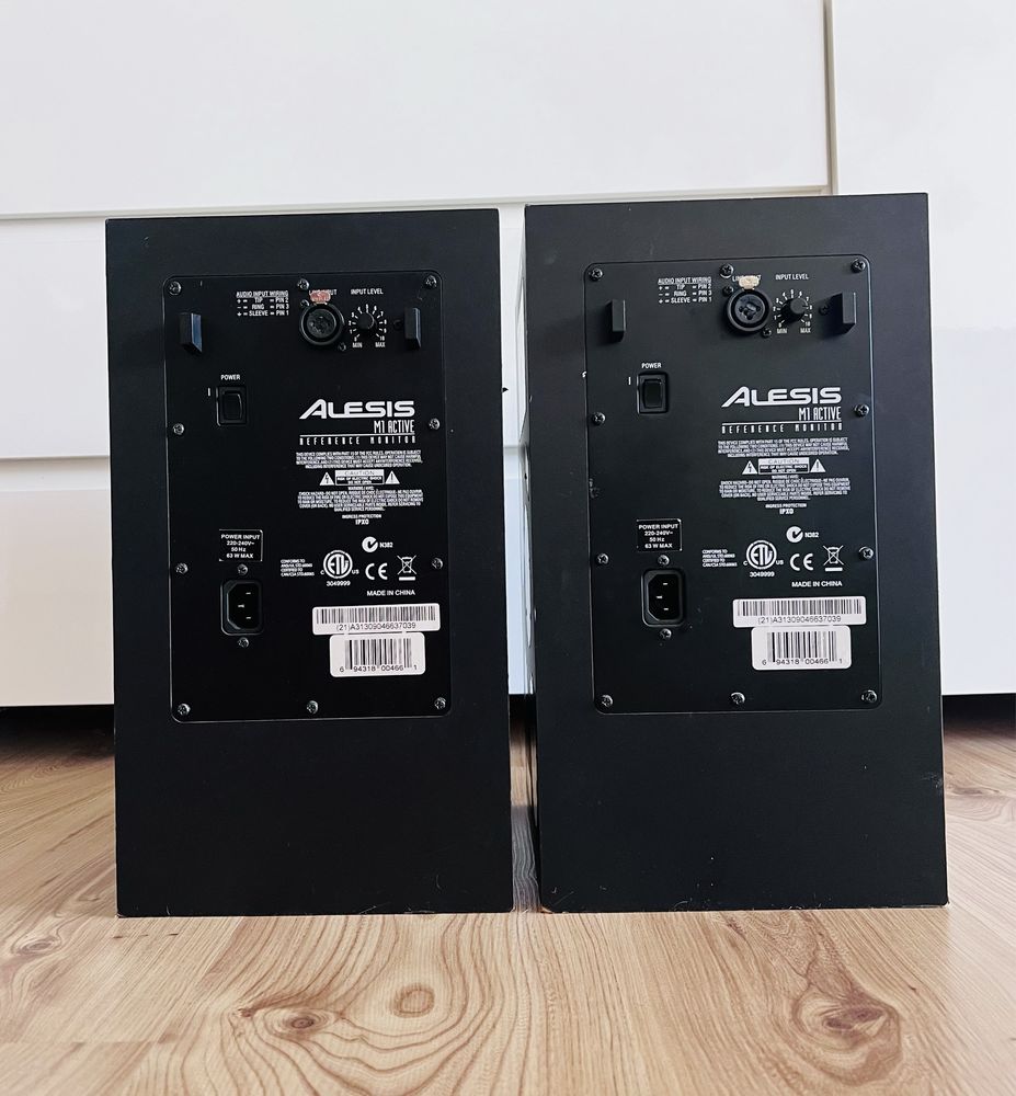 Monitory studyjne altywne Alesis M1 active