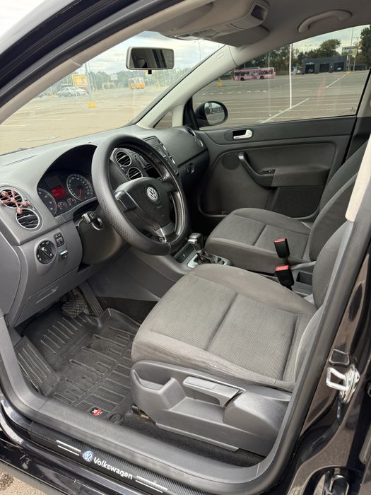 Volkswagen Golf Plus автомат