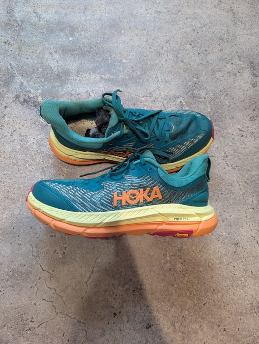 Трекінгові кросівки hoka