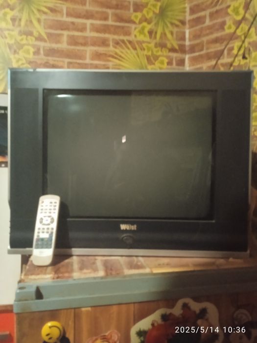 Продам Телевизор West