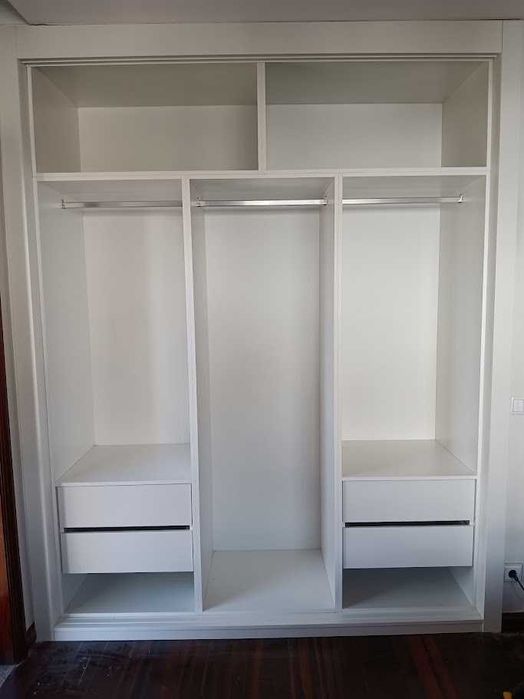 Carpinteiro Montagens em Obra Grande Porto
