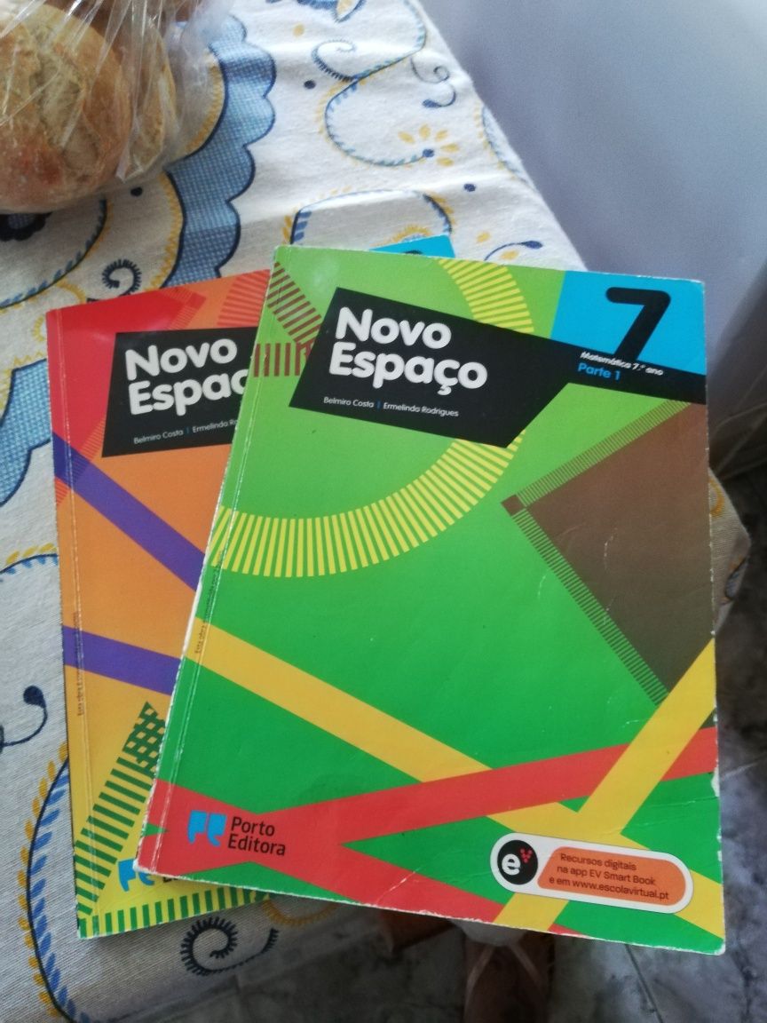 Livros escolares