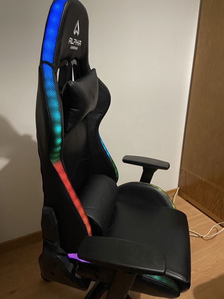 Cadeira gamer Alpha gamer RGB