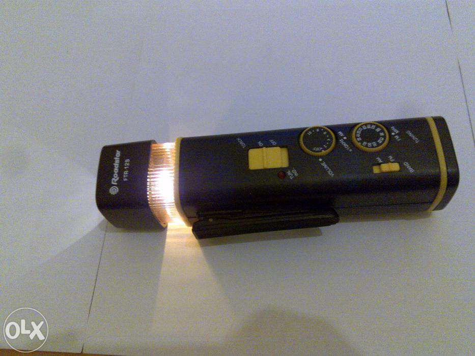 lanterna (roadstar ftr-129) rádio e com um sistema de luz intermitente