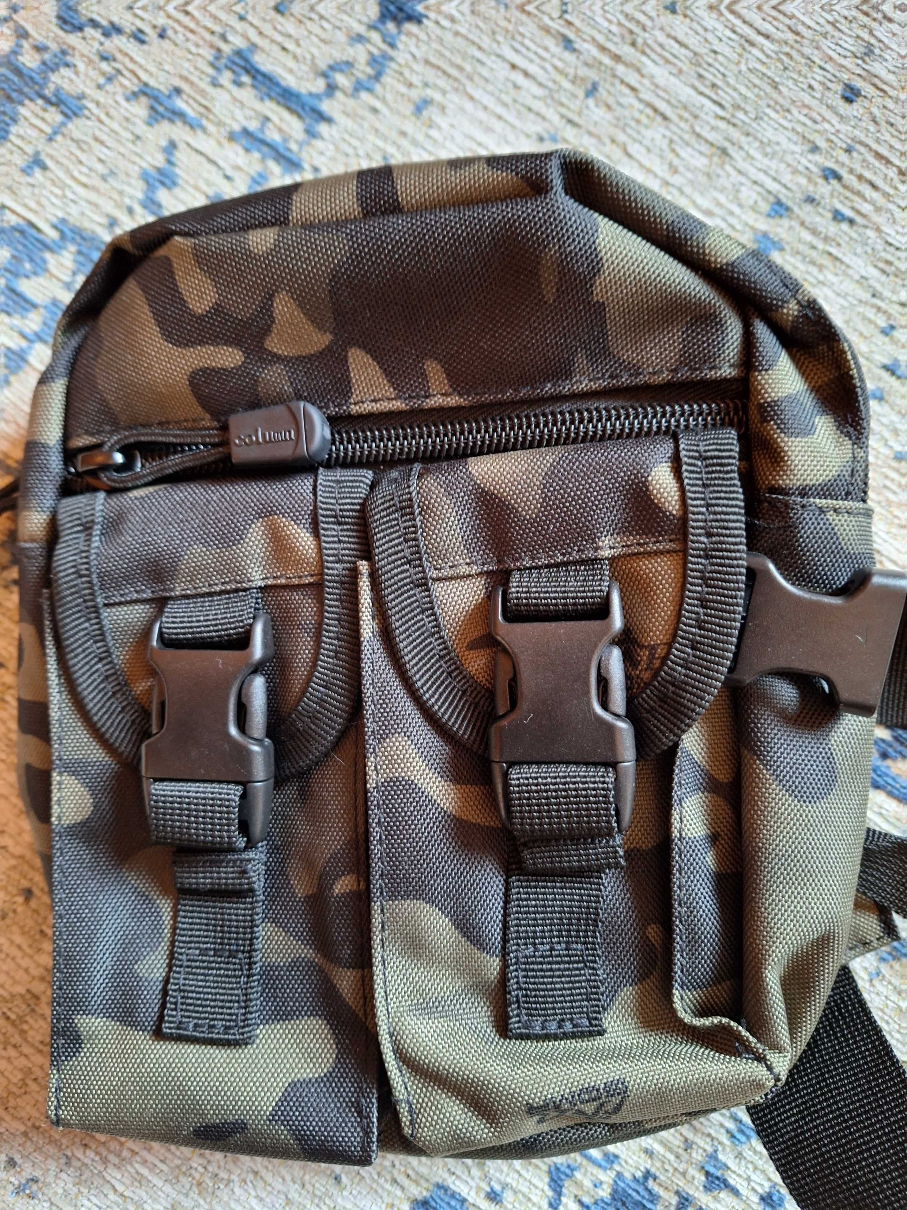 Pochete camuflado