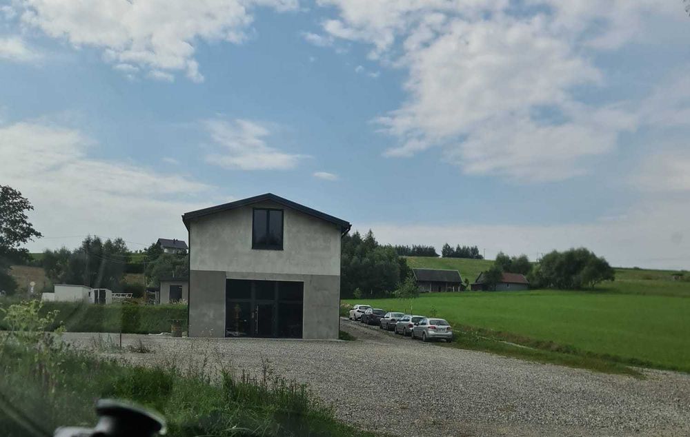 Hala produkcyjna - Nieruchomość komercyjna - ok. Brzeska