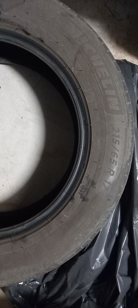 Opony Michelin R17 215/65 letnie