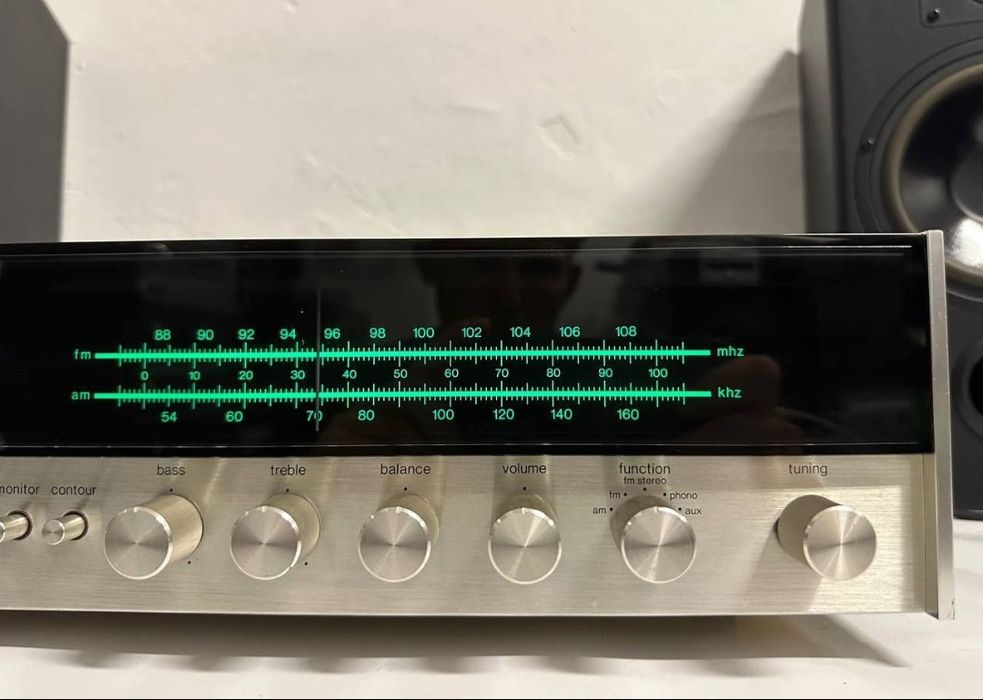 Amplituner/wzmacniacz stereo Harman Kardon 330C