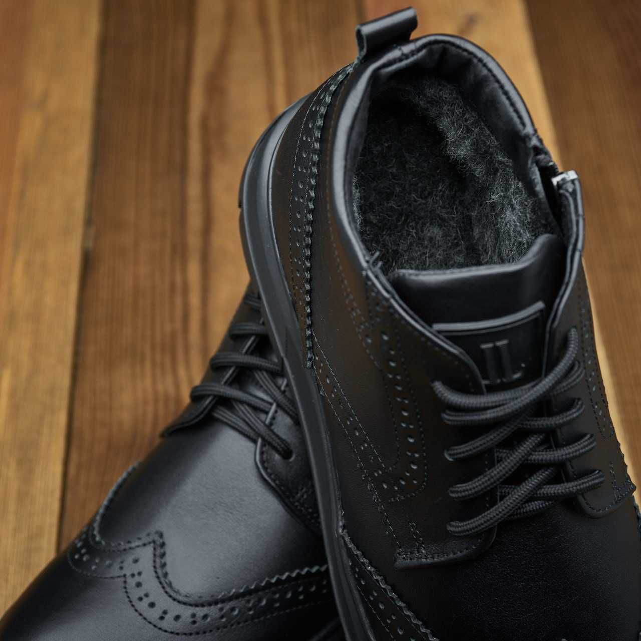 Кожаные мужские черные зимние ботинки Level
