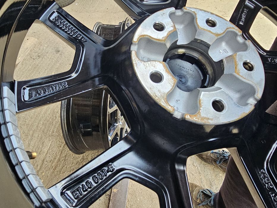 Felgi Aluminiowe Nowe-Demo-Jeep R17 5x110 ET40-7J +Czujniki Ciśnienia