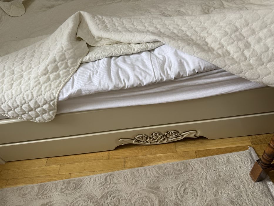 Меблі для дитячої кімнати дівчинки «Софі» з масиву дерева