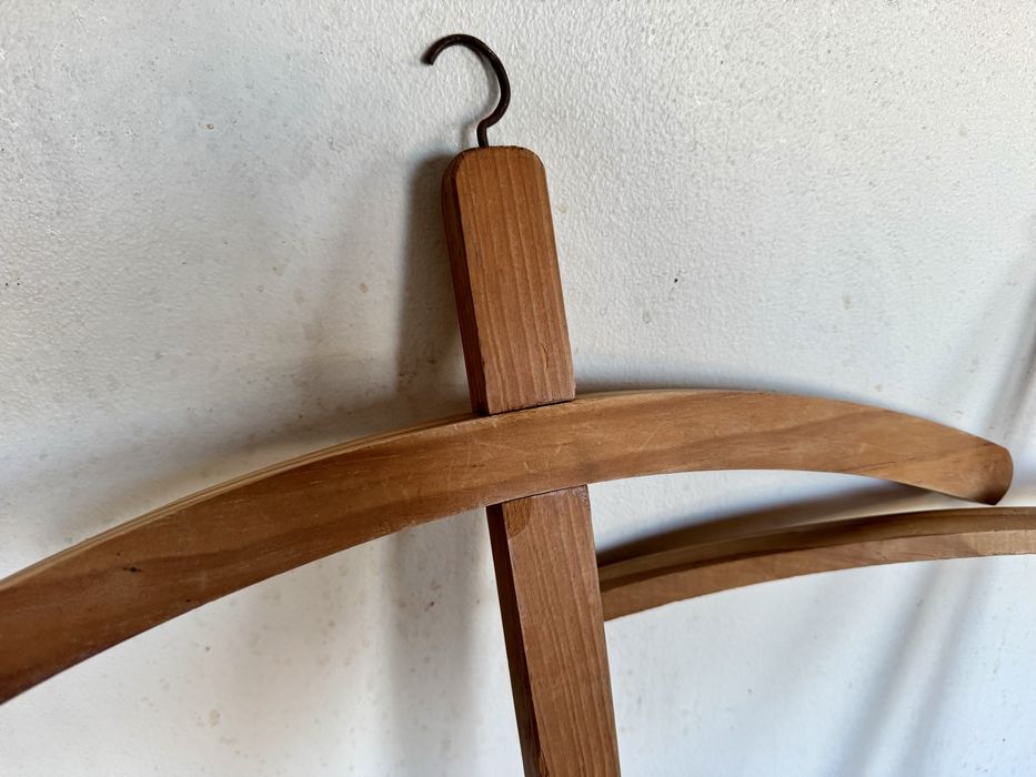 Par de cabides antigos