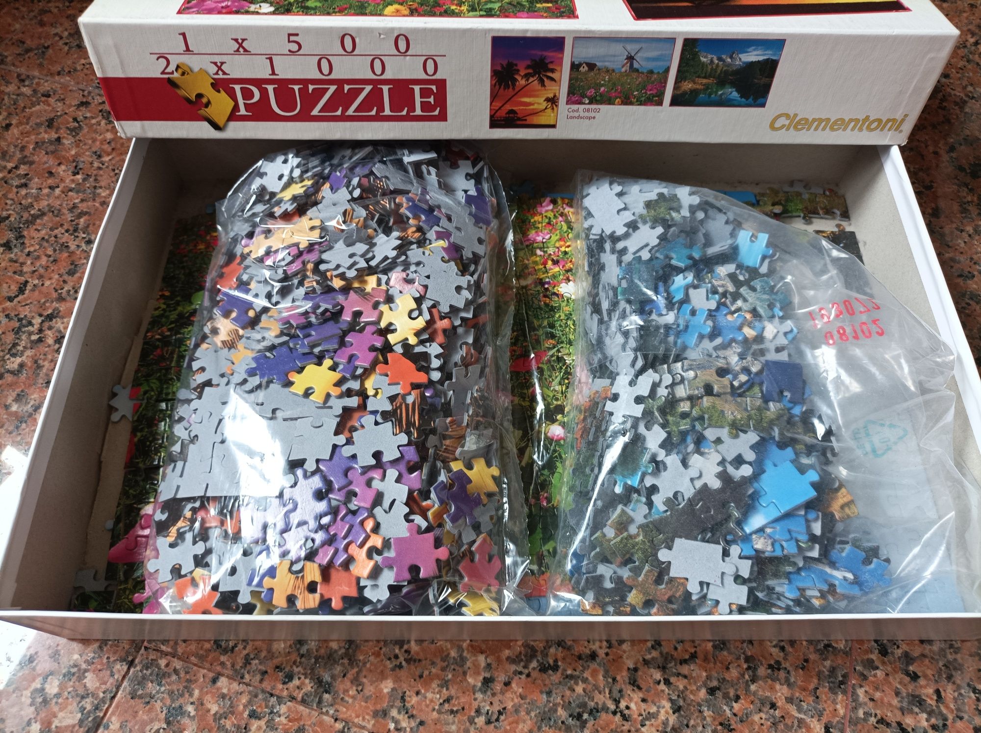 3 puzzles de 1000 (x2) e 500 peças