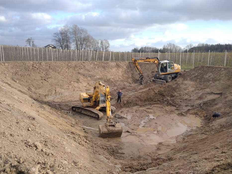 Kopanie czyszczenie stawów,rozbiórki, Wyburzenia, usługi koparką.