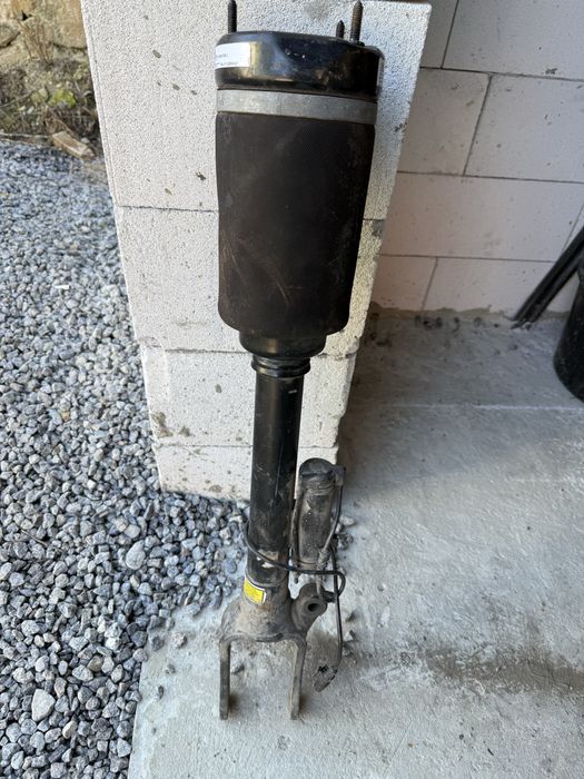 Пневмостійка з подушкою та датчиком ML , GL