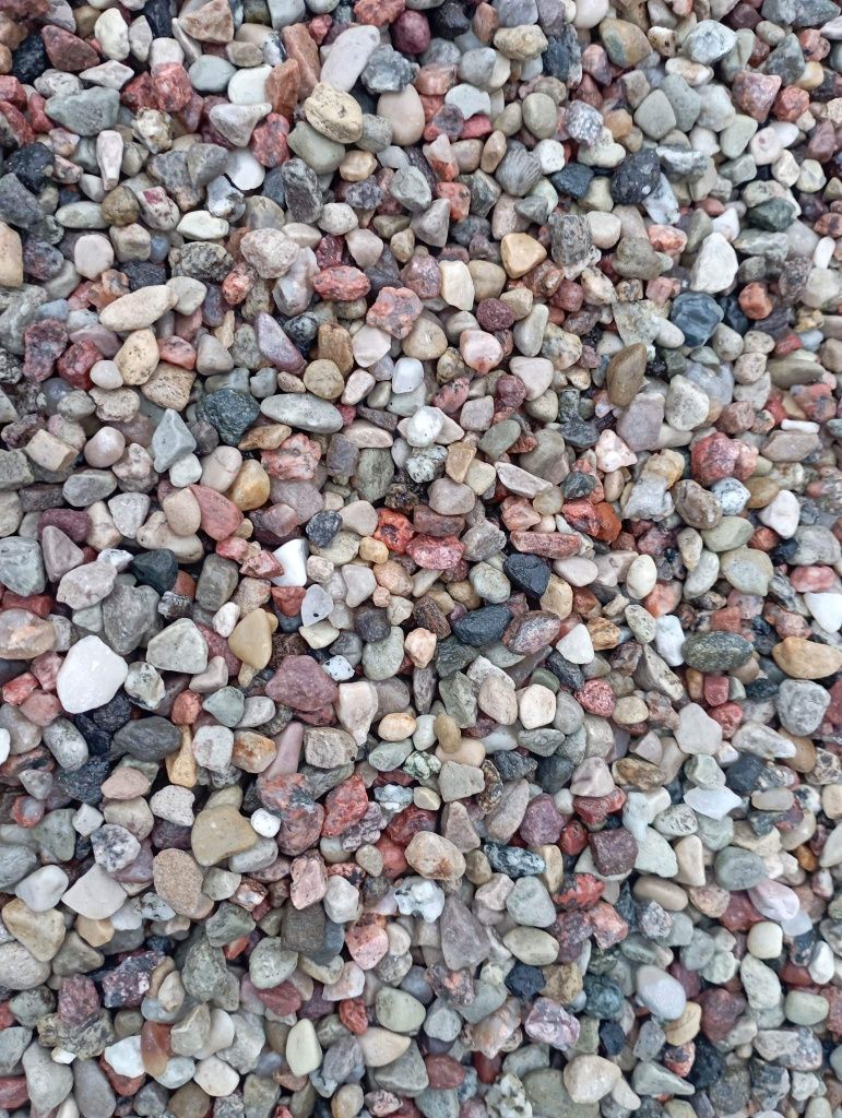 Czarnoziem,piasek,kamień,beton itp.