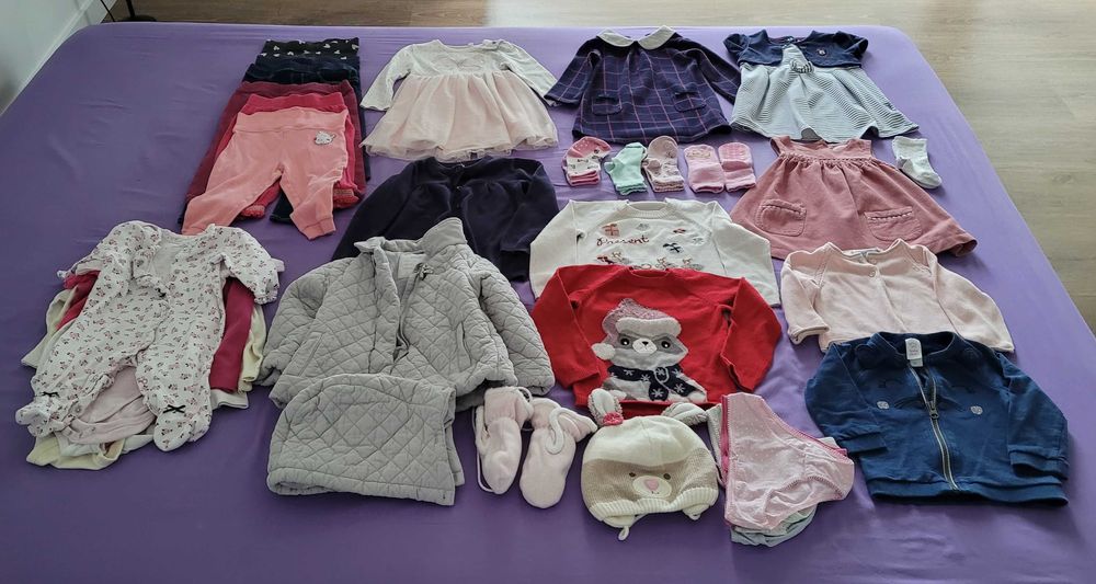 Vendemos várias peças de roupa criança da nossa Netinha