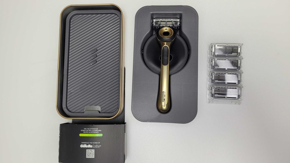 Gillette Labs Champion Gold Edition Maszynka + 5 wkładów + Stojak