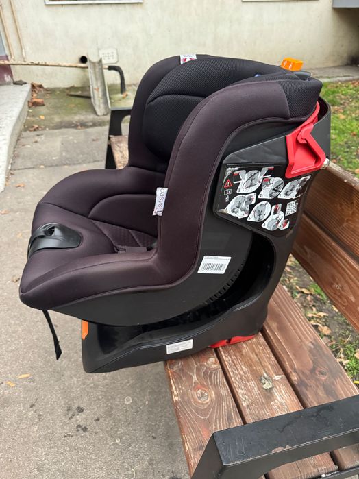 Автокрісло Chicco, група 1, 9-18 кг, 1-5 років