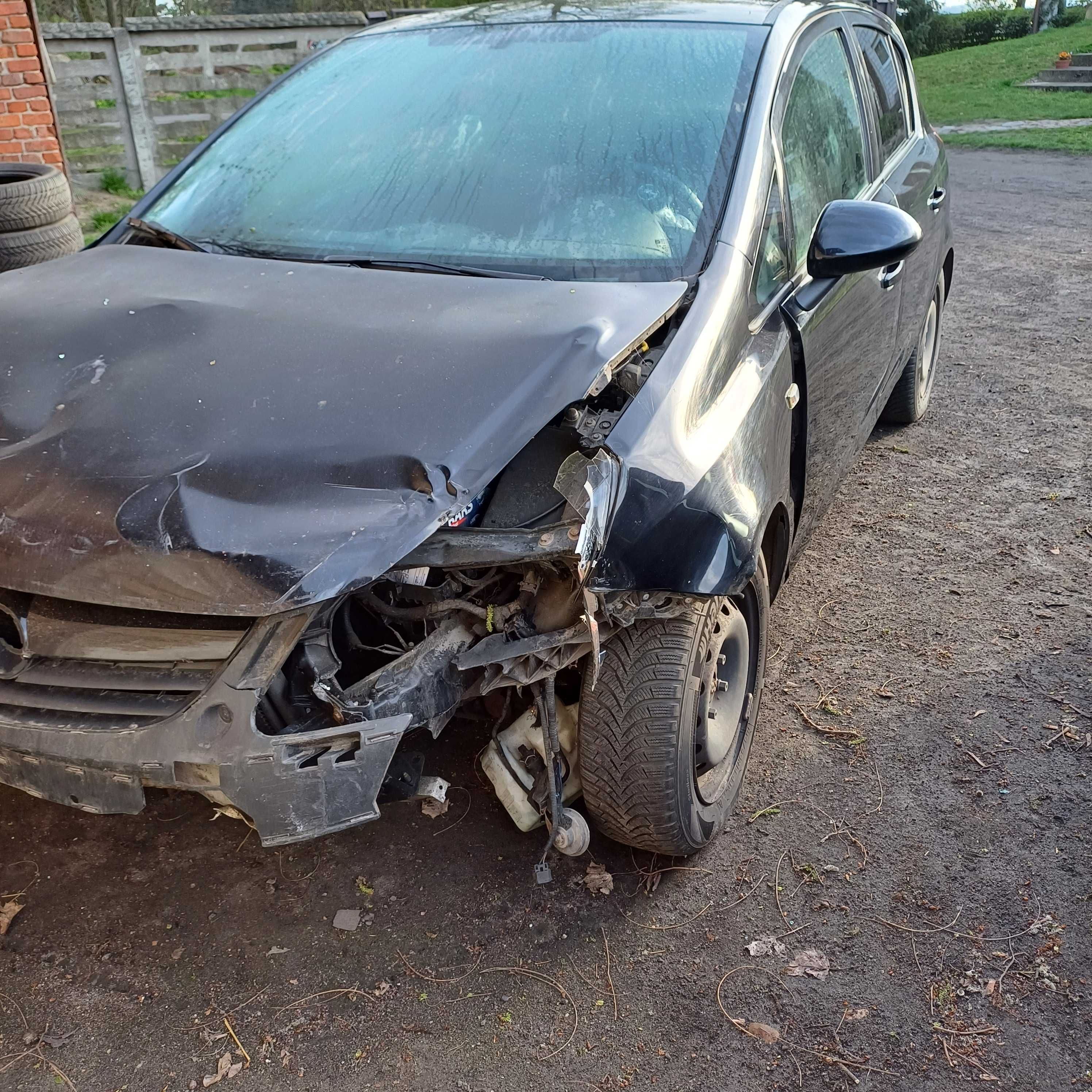 Opel Corsa D color edition