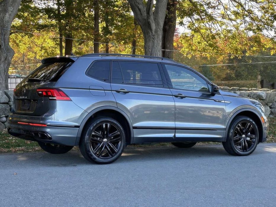 Volkswagen Tiguan SE R-Line Black 4Motion      2022