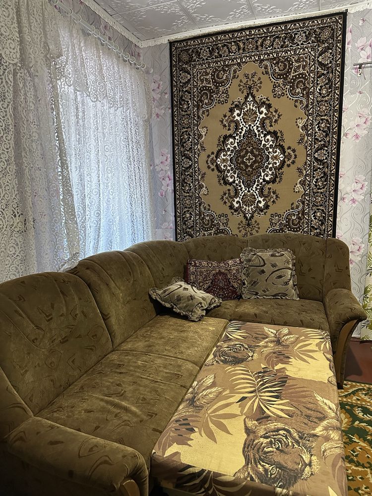 Диван угловий. В спальню/залу/прихожу