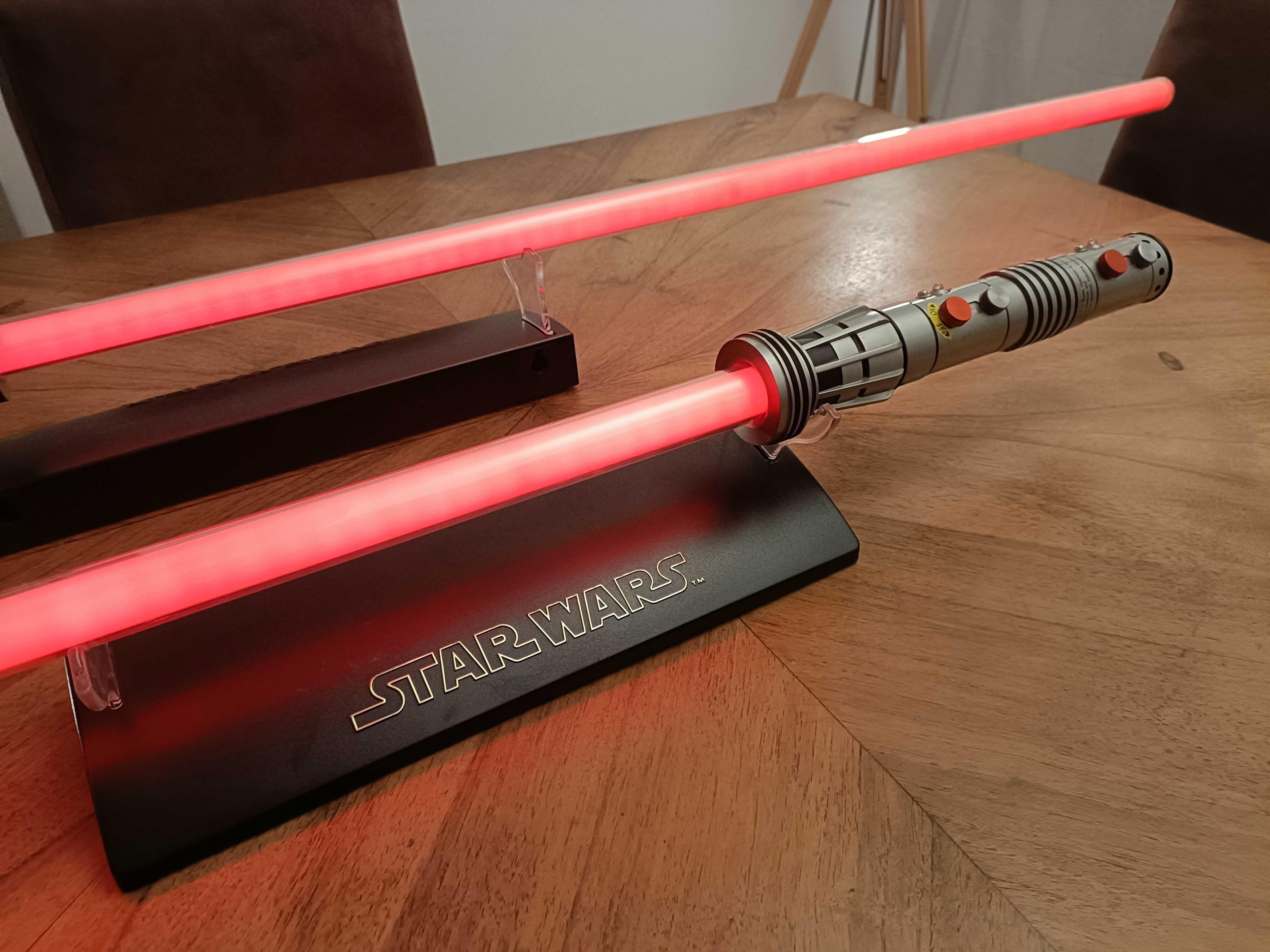 STAR WARS - Darth Maul - Lightsaber (Master Replicas 2006)