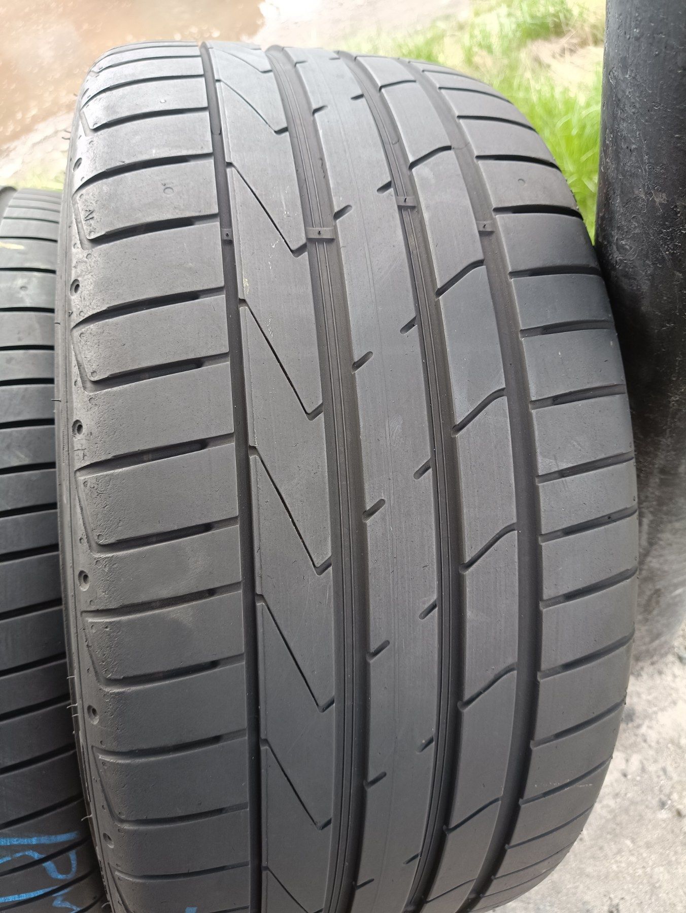 Літні шини Hankook 245/35 R19 резина Р19