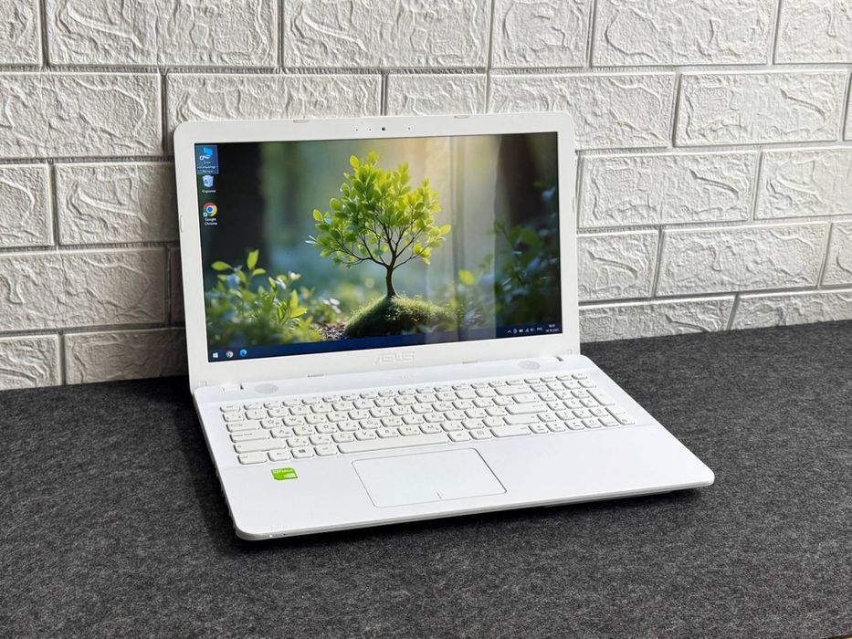 Ноутбук Asus E502 Core i7 8GB Батарея 4 години