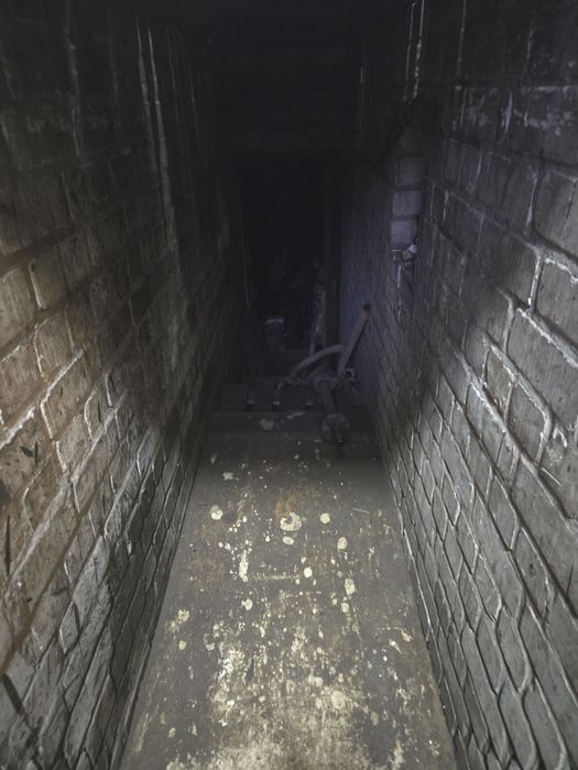 Продам гараж під бізнес чи ін. Район ринку Барабашова