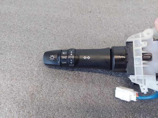 Conjunto / manetes de luzes e limpa vidros MITSUBISHI Lancer VIII Seda