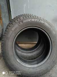 Продам шины Michelin Agilis 215/65 R16С комплект (4 колеса)