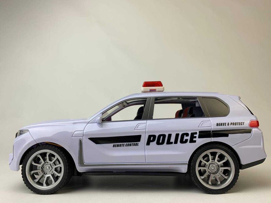 Машинка BMW X7 на пульті радіокерування і акумуляторі дистанційна р/к