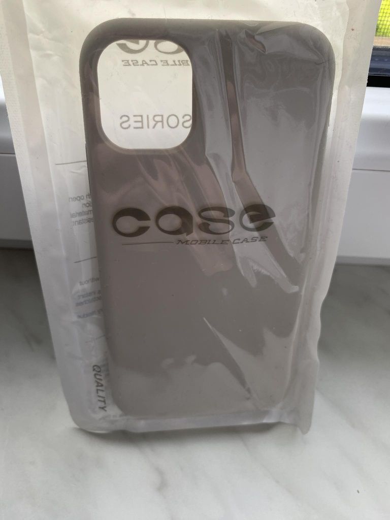 Nowy case iPhone 11